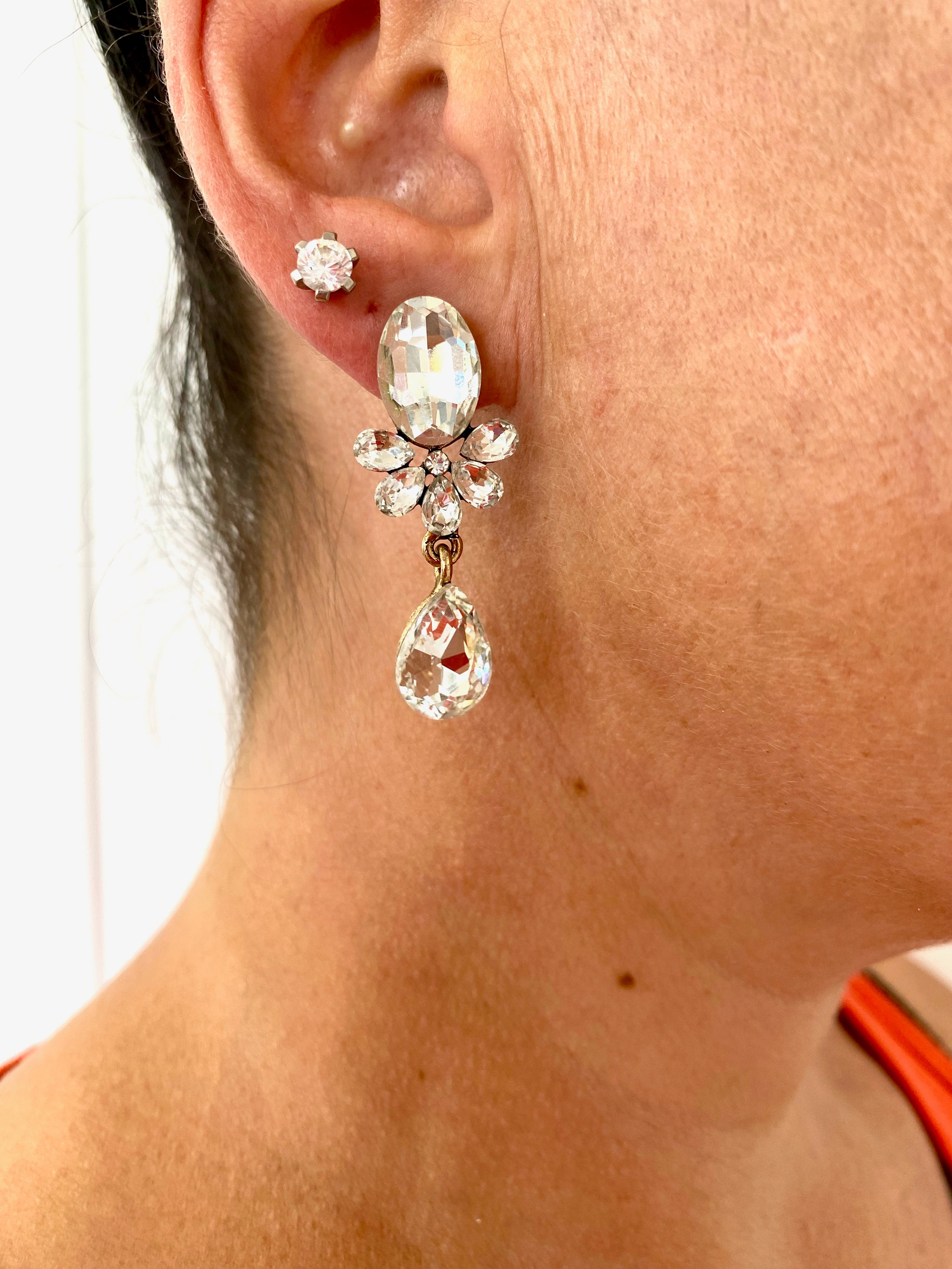 Statement Earrings Dainty Drops hello billie